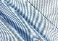 Travaillez le tissu 100% de chemise du polyester 130GSM/les rayures bleues tricotées par chaîne occasionnelle de tissu