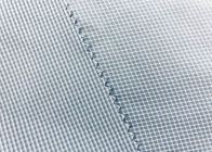 100 pour cent de polyester de chemise de tissu de gris tricoté par chaîne de guingan vérifient 130GSM