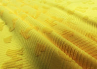 l'alphabet 210GSM de relief par polyester 100% mou marque avec des lettres le tissu micro de velours - jaune
