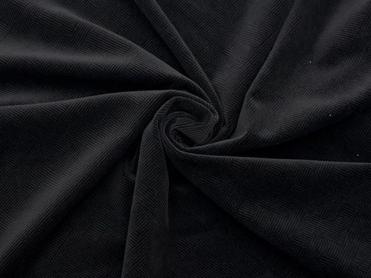 Tissu en polyester micro-élastique et velouté, parfait pour les robes